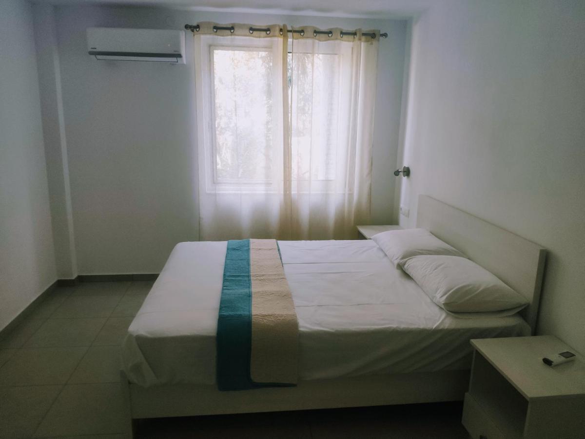 Alexia Rooms Palaiochora Exterior photo