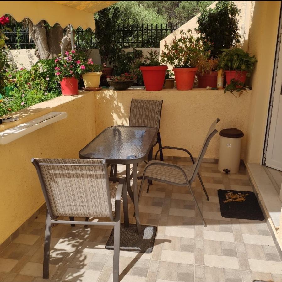 Alexia Rooms Palaiochora Exterior photo