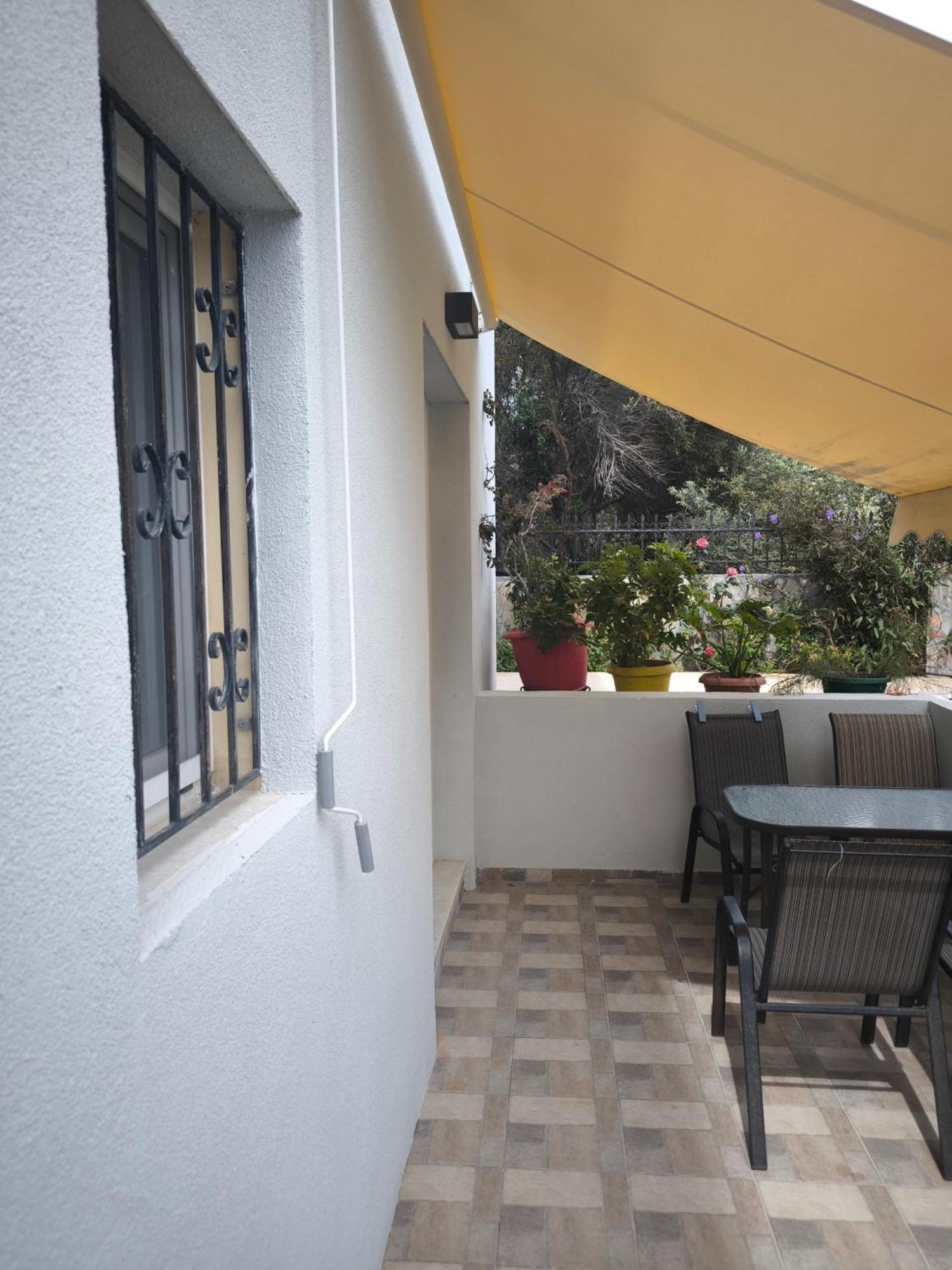 Alexia Rooms Palaiochora Exterior photo